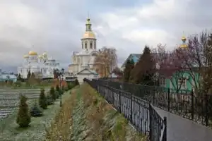 Из Нижнего Новгорода — в Арзамас и Дивеево