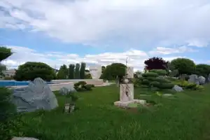 Эчмиадзин — храмы, музеи и необычный парк - 12