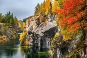 В Карелию — в золотую осень: Петрозаводск, Марциальные Воды и резиденция Талви Укко - 6