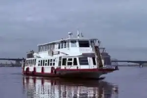 Рейс с авторской программой «По волнам истории Перми» на теплоходе «Ягошиха» (по будням) - 2