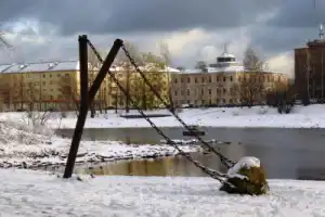 Петрозаводск в памятниках — традиционных и необычных - 11
