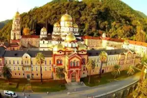 Новый Афон: к истокам христианства на Кавказе из Пицунды