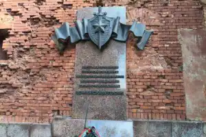 Вечерняя экскурсия по Бресту + посещение Брестской крепости - 10