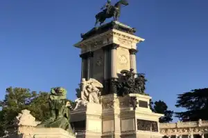 Великолепный парк «Ретиро» — экскурсия на сегвеях - 13