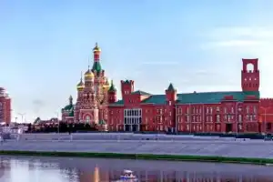Прогулка по Йошкар-Оле с гидом-историком Прогулка по Йошкар-Оле с гидом-историком