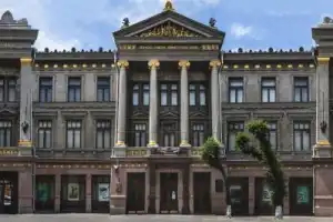 Самара: 3 главных площади - 2