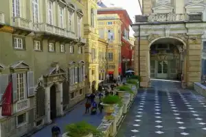«La Rue des rois» (Улица Королей) - 14