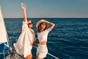 Индивидуальная прогулка на яхте по Средиземному морю Индивидуальная прогулка на яхте по Средиземному морю