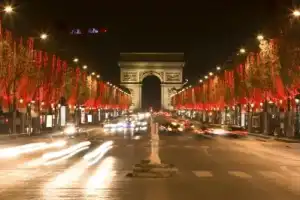 Париж. Там, где ночь сияет ярче дня - 6