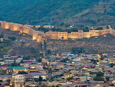 Дербент — сокровищница культур и религий