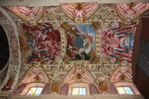 Застывшая мелодия Барокко в костёле Божьего Тела - 3