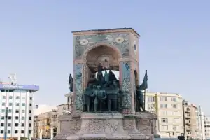 Три района Стамбула в одном аудиогиде Трипстера Три района Стамбула в одном аудиогиде Трипстера