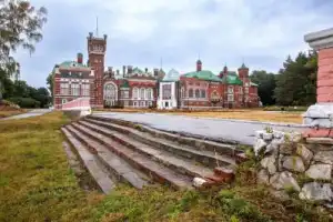Из Йошкар-Олы — в замок Шереметева Из Йошкар-Олы — в замок Шереметева
