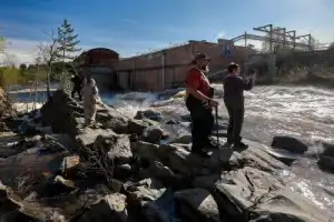 Из Сортавалы — к лесным водопадам и месторождению граната Из Сортавалы — к лесным водопадам и месторождению граната
