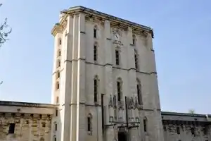 Из Парижа — в Венсенский замок - 6