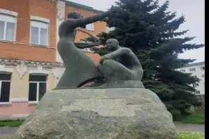 Осетинские писатели во Владикавказе - 5