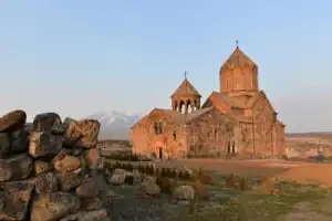 Гора Арагац в ожерелье древних памятников - 8
