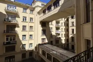Через дворы и парадные в доходный дом Бака - 7