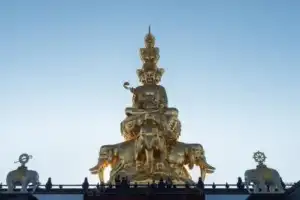 Индивидуальный тур в Чэнду, Лэшань и на гору Эмэй - 8