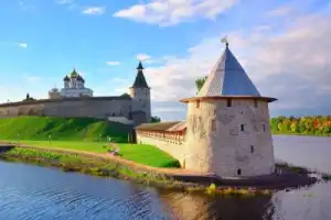 Расширенная обзорная экскурсия по Пскову (на вашем автомобиле)