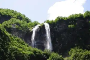 Треккинг на водопад Поликаря Треккинг на водопад Поликаря