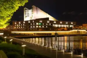 Ночная Казань и катание на колесе обозрения «Вокруг света» - 7