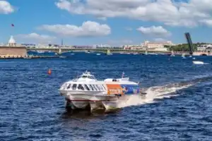 «Метеор» из Кронштадта в Петербург - 1