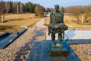 Мемориальные комплексы Хатынь и Курган Славы: на авто из Минска Мемориальные комплексы Хатынь и Курган Славы: на авто из Минска