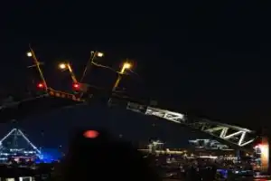 Ночная прогулка на однопалубном теплоходе по Фонтанке и Неве - 7