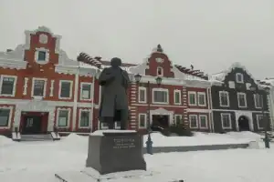 Квест-экскурсия в Йошкар-Оле «Тайна двух набережных» - 4