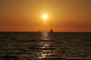 Закат на яхте — в Адлере - 4