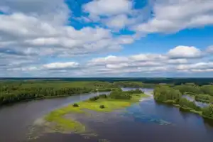 Лёгкий сплав на катамаранах по реке Немде с прогулками и проживанием в палатках