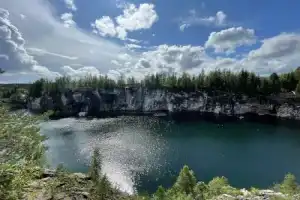 Рускеальский вояж: мраморный каньон и водопады Ахинкоски Рускеальский вояж: мраморный каньон и водопады Ахинкоски