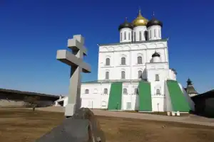 Первое знакомство с Псковским кремлём - 16
