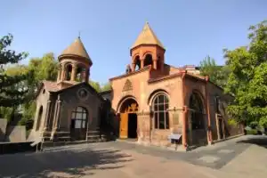 По Еревану с историком и археологом - 9