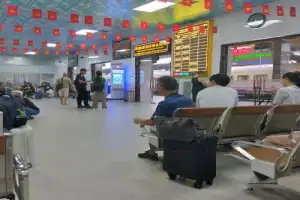 Из Дананга в Хюэ на поезде «Культурное наследие»: путешествие к Ароматной реке - 11