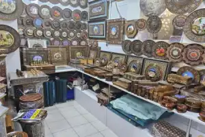 «Заглядывая в окна» — автопешеходная экскурсия по Ташкенту - 3