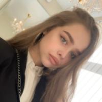 Полина