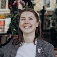 Полина