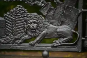 Петрозаводск в памятниках — традиционных и необычных - 10