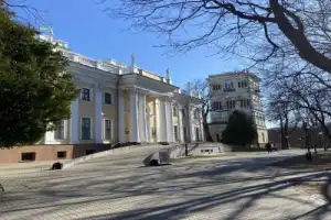 Из Минска — в самобытный Гомель!