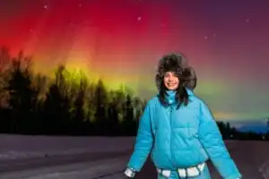 Активный Кольский в мини-группе: сияние, айс-флоатинг, киты, снежные сафари и фото на память