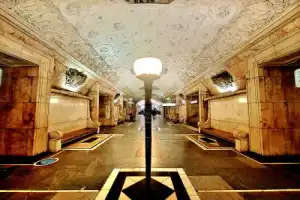Легенды дворцов подземных: в поисках храма Христа Спасителя