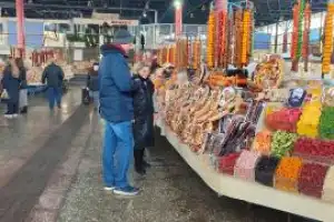 От рынка до огня — приготовление шашлыка в ереванском саду От рынка до огня — приготовление шашлыка в ереванском саду