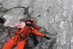 Айс-флоатинг: купание в Кольском заливе - 2