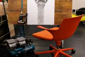 В гости к художнику: прогулка по личной галерее и закулисью музея теней - 2