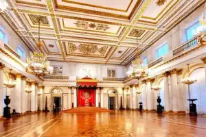 Знакомство с Петербургом: обзорная экскурсия + Эрмитаж (билеты включены) - 11