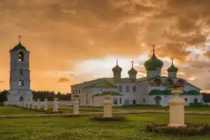 Из Петрозаводска — в Олонец и Александро-Свирский монастырь