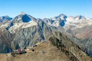 Величественный Эльбрус: поездка из Минеральных Вод Величественный Эльбрус: поездка из Минеральных Вод