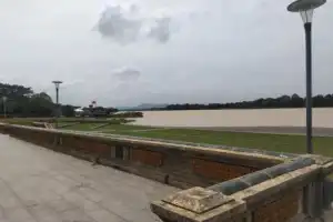 Из Дананга в Хюэ на поезде «Культурное наследие»: путешествие к Ароматной реке - 10